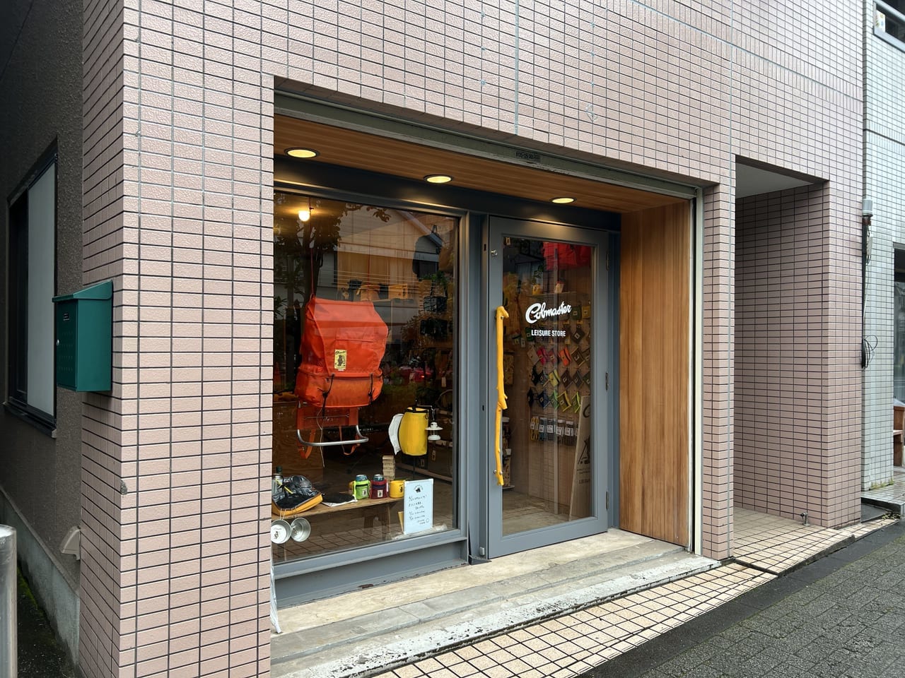 COBMASTER旗艦店の外観