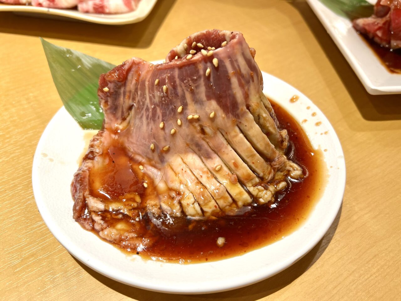 焼肉きんぐの名物きんぐカルビ