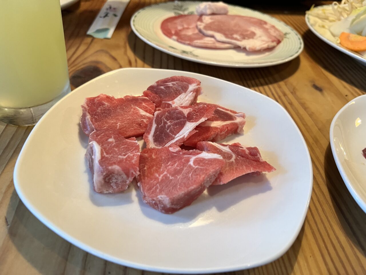 目黒港屋の生ラム