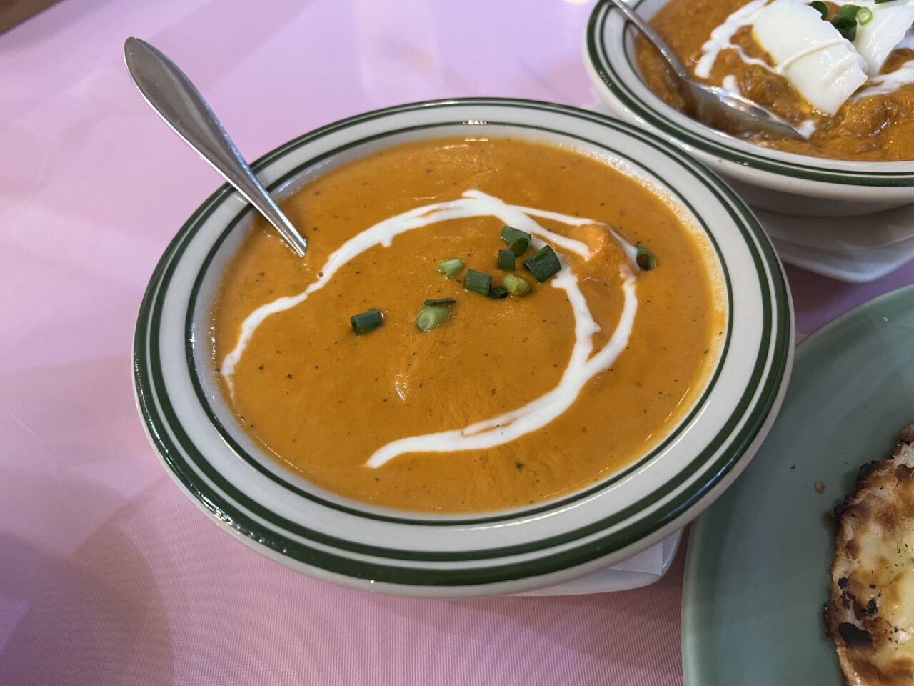 mayaのチキンカレー